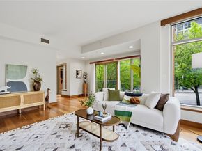 10620 NE 9th Place TH6, Bellevue WA 98004