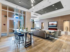 10620 NE 9th Place TH6, Bellevue WA 98004