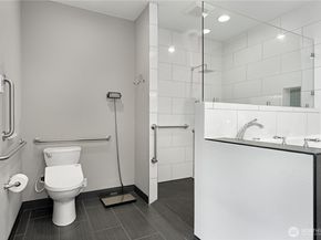 1253 Beach Drive E, Port Orchard WA 98366