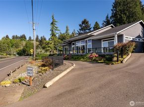 1253 Beach Drive E, Port Orchard WA 98366