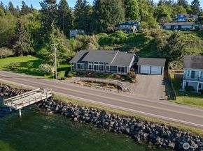 1253 Beach Drive E, Port Orchard WA 98366