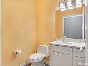 1253 Beach Drive E, Port Orchard WA 98366