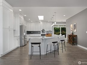 1253 Beach Drive E, Port Orchard WA 98366
