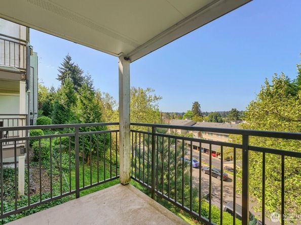 3811 130th Lane SE, Bellevue WA 98006