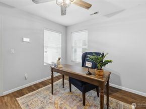 2731 SW Jabirin Way, Port Orchard WA 98367