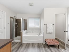 2731 SW Jabirin Way, Port Orchard WA 98367