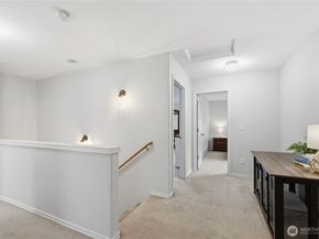 2731 SW Jabirin Way, Port Orchard WA 98367