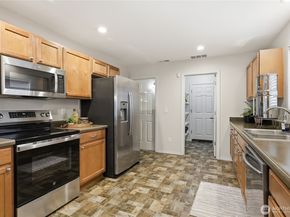 2731 SW Jabirin Way, Port Orchard WA 98367