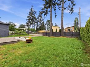 1651 SW 114th Street, Seattle WA 98146