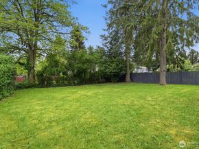1651 SW 114th Street, Seattle WA 98146