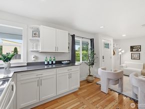 1651 SW 114th Street, Seattle WA 98146