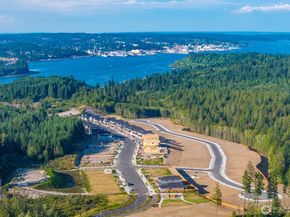 3954 Flat Top Dr Drive, Bremerton WA 98312