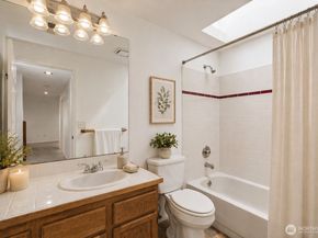 7989 NW Emery Boulevard, Silverdale WA 98383