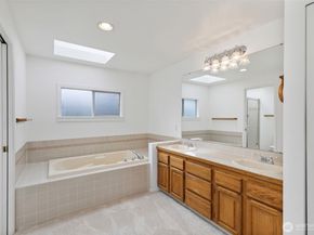 7989 NW Emery Boulevard, Silverdale WA 98383