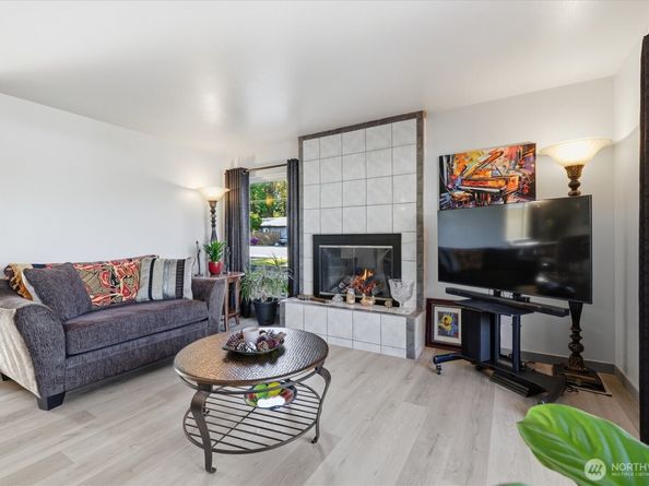 4041 S 150th Street, Tukwila WA 98188