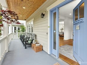 621 NE 77th Street, Seattle WA 98115