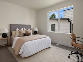 134 8th Ct, Kirkland WA 98033