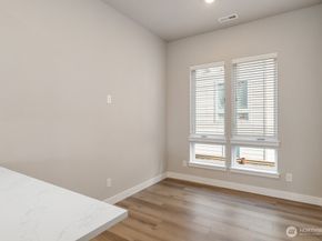 6613 S 128th Street, Seattle WA 98178