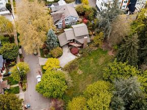 2419 Federal Avenue E, Seattle WA 98102