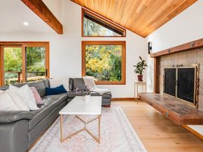 2419 Federal Avenue E, Seattle WA 98102