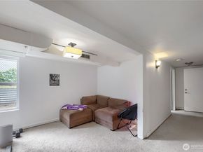 5755 25th Avenue NE, Seattle WA 98105
