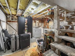 5755 25th Avenue NE, Seattle WA 98105
