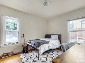 5755 25th Avenue NE, Seattle WA 98105