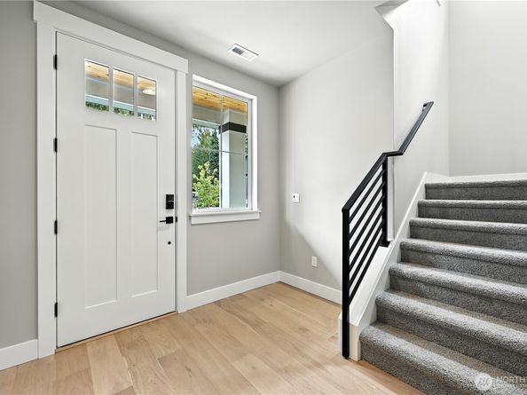 19225 Meridian Drive SE CW 15, Bothell WA 98012