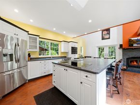 33 G Mukilteo Way, Hat Island WA 98206