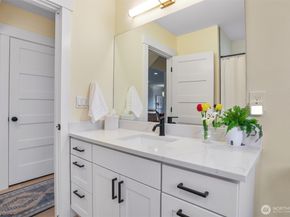 12328 38th Avenue NE, Seattle WA 98125