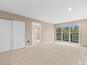 2000 W Barrett Street 202, Seattle WA 98199