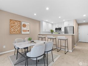 2000 W Barrett Street 202, Seattle WA 98199