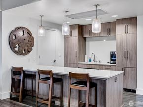 910 Lenora Street S1004, Seattle WA 98121