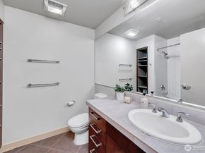 910 Lenora Street S1004, Seattle WA 98121