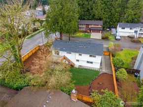 9603 NE 203 Street, Bothell WA 98011