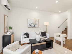 4419 2nd Avenue NE A, Seattle WA 98105