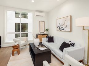 4419 2nd Avenue NE A, Seattle WA 98105