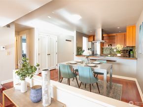 2253 Gilman Drive W 406, Seattle WA 98119