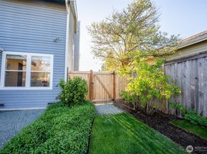 14114 129th Avenue NE, Kirkland WA 98034