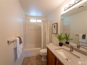 14114 129th Avenue NE, Kirkland WA 98034