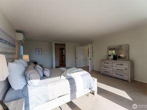 14114 129th Avenue NE, Kirkland WA 98034