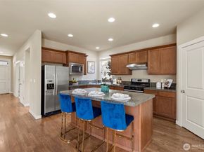 10212 242nd Avenue NE, Redmond WA 98053