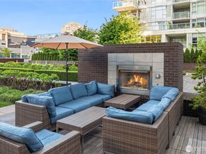 583 Battery Street 2905N, Seattle WA 98121
