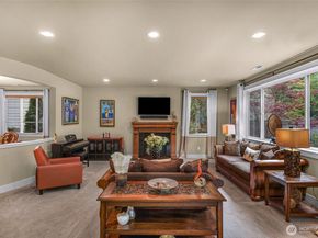 10082 240th Avenue NE, Redmond WA 98053