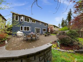 10082 240th Avenue NE, Redmond WA 98053