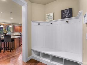 10082 240th Avenue NE, Redmond WA 98053