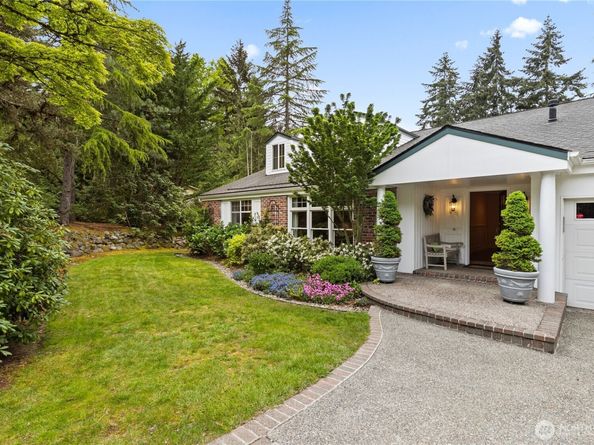 6771 81st Avenue SE, Mercer Island WA 98040