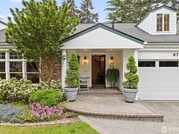 6771 81st Avenue SE, Mercer Island WA 98040