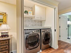 6771 81st Avenue SE, Mercer Island WA 98040