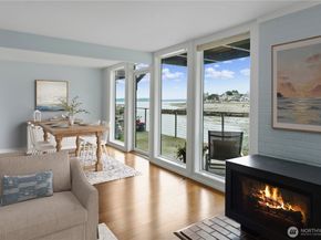 3717 Beach Drive SW 113, Seattle WA 98116